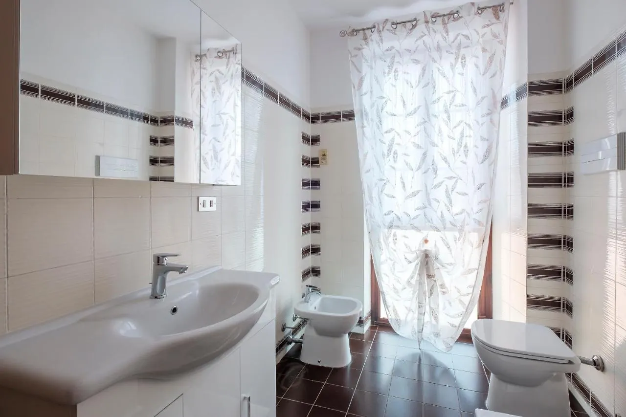 Apartment Cavallino Holiday Desenzano del Garda