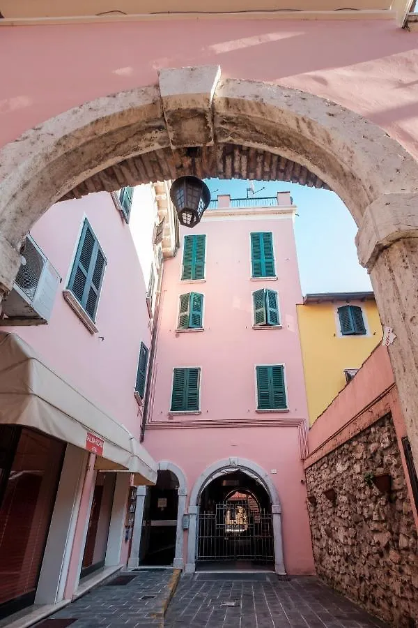 Apartment Cavallino Holiday Desenzano del Garda