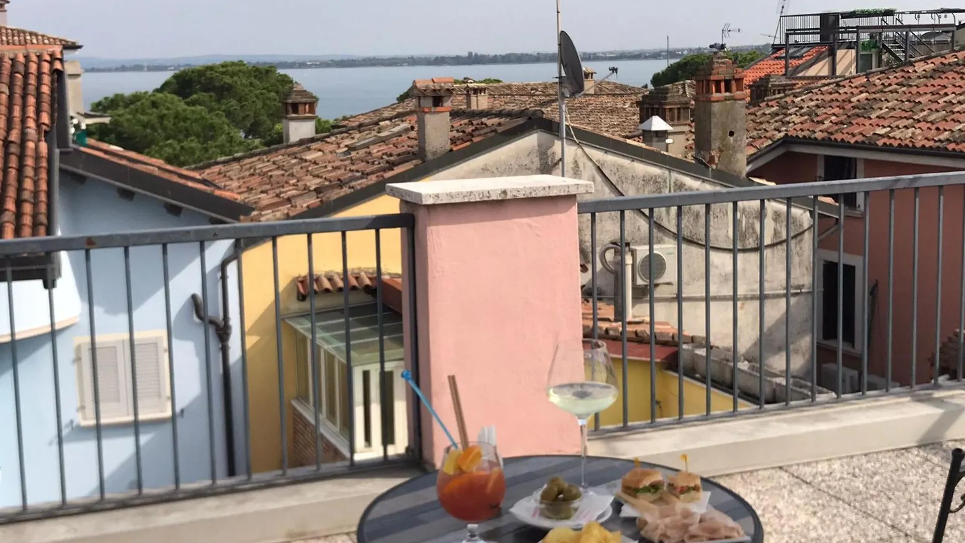 Cavallino Holiday Desenzano del Garda Apartment