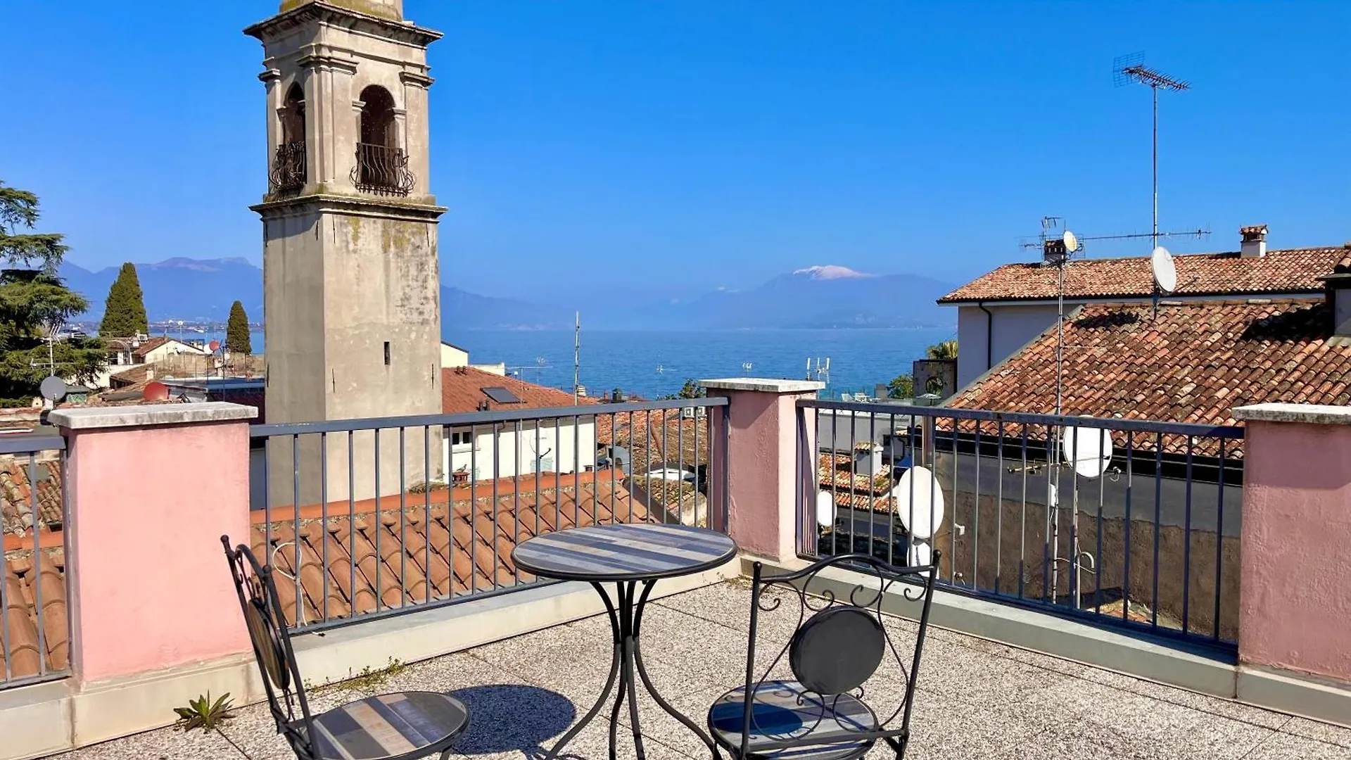 Cavallino Holiday Desenzano del Garda Apartment